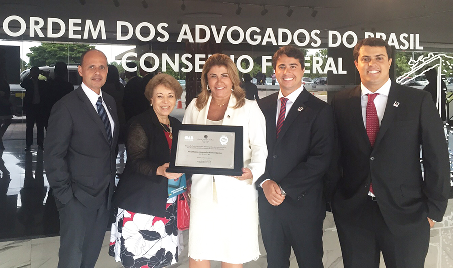 Curso de Direito da Faculdade Vianna Júnior recebe o 5º Selo OAB Recomenda Curso de Direito da Faculdade Vianna Júnior recebe o 5º Selo OAB Recomenda
