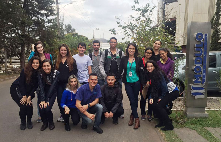 Visita tecnica Modulo Embalagens Faculdades Vianna Júnior