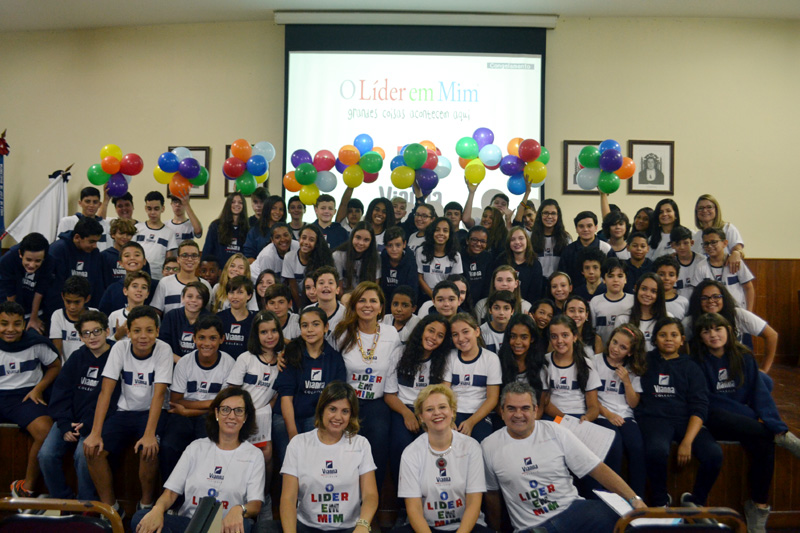 Alunos do Colégio Vianna Júnior