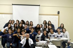 Alunos do Ensino Médio do Colégio Vianna Júnior